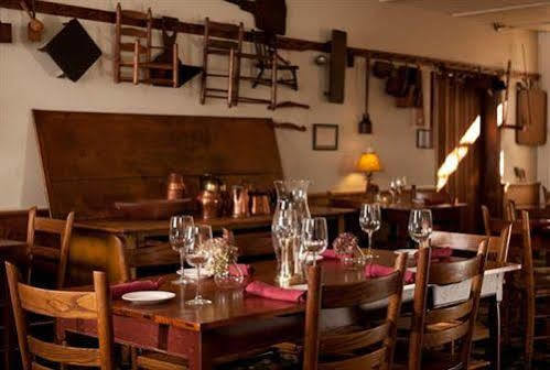 The Golden Lamb Hotel Ливан Екстериор снимка
