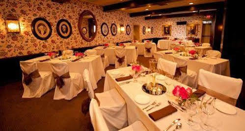 The Golden Lamb Hotel Ливан Екстериор снимка